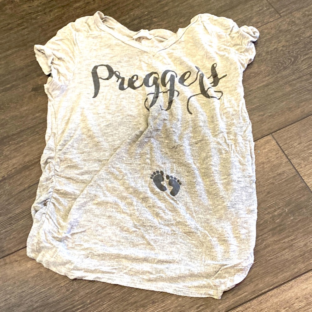 Two tone maternity top preggers